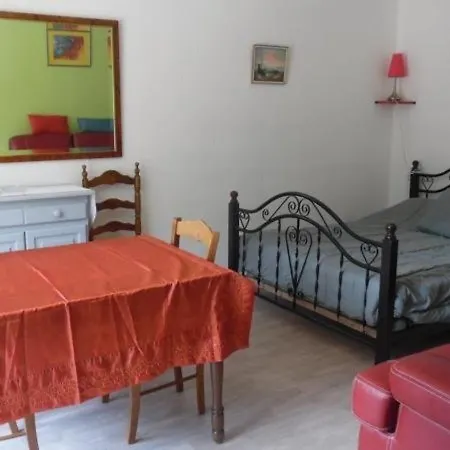 Cosy Avec Balcon Et Parking, à 50m Des Thermes D'amélie-les-bains - Fr-1-703-136 Amélie-les-Bains-Palalda
